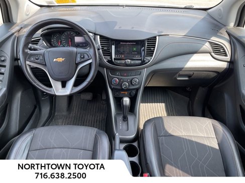 Used 2020 Chevrolet Trax LT w/ LT Convenience Package image 25