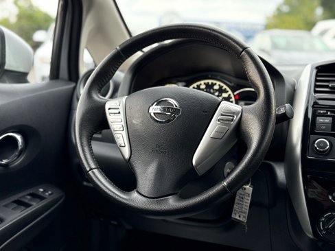 Used 2015 Nissan Versa Note SV image 37