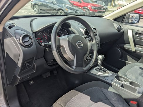 Used 2014 Nissan Rogue S image 16