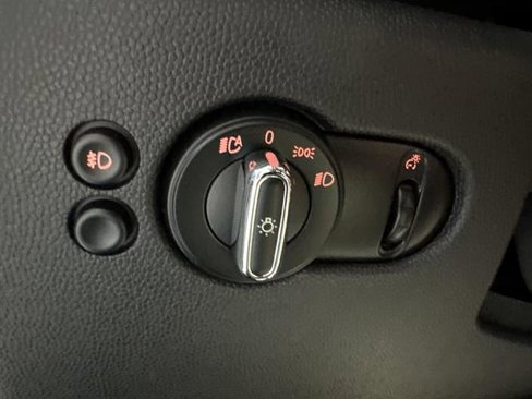 Used 2020 MINI Cooper S image 30