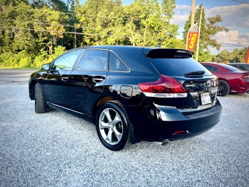 Used 2014 Toyota Venza XLE image 2