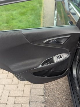 Used 2018 Chevrolet Malibu LS image 12