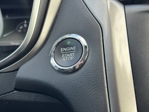 Used 2019 Ford Fusion SE image 10