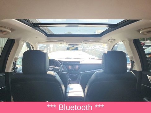 Used 2017 Cadillac XT5 Luxury w/ Driver Awareness Package image 3