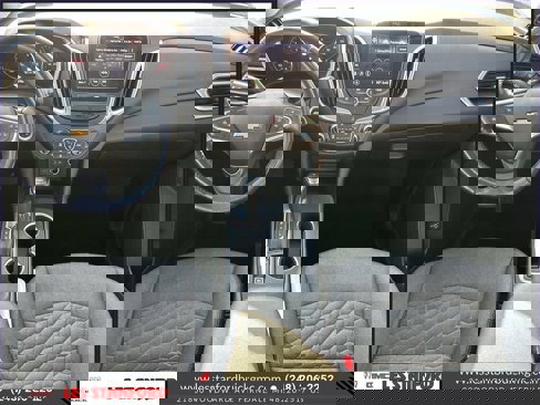Used 2019 Chevrolet Equinox LT image 14