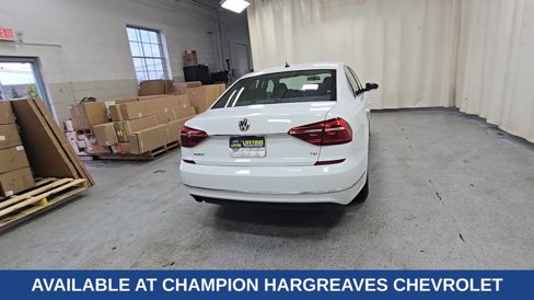 Used 2017 Volkswagen Passat 1.8T S image 11