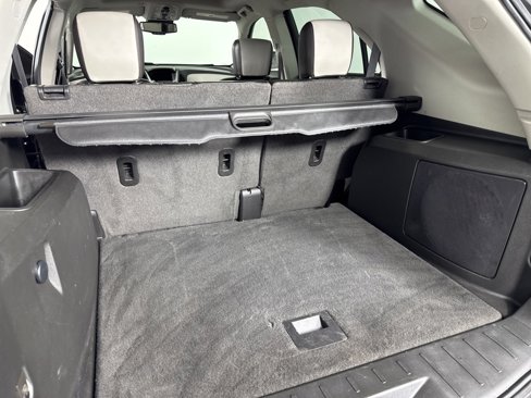 Used 2017 Chevrolet Equinox Premier w/ Enhanced Convenience Package image 34