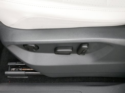 Used 2020 Volkswagen Tiguan SEL w/ 3rd Row Seat Package image 20