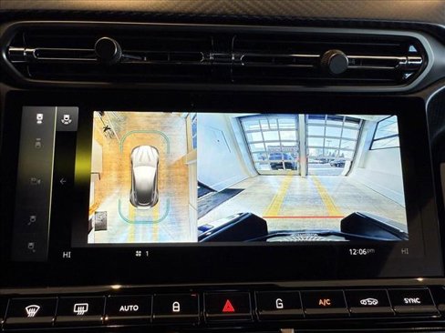 New 2025 Aston Martin V8 Vantage Coupe image 19