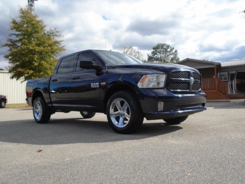 Used 2014 RAM 1500 Express image 3