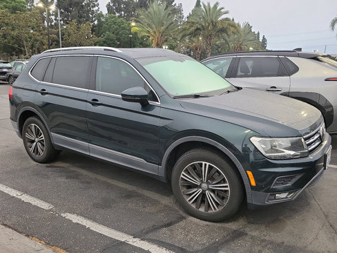 Used 2018 Volkswagen Tiguan SEL image 3
