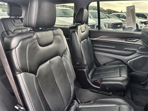 Used 2021 Jeep Grand Cherokee L Limited image 25