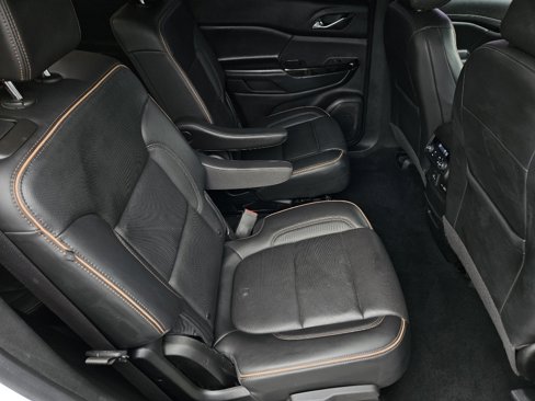 Used 2021 GMC Acadia AT4 w/ Technology Package image 37