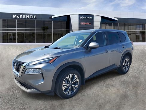 Used 2023 Nissan Rogue SV image 2