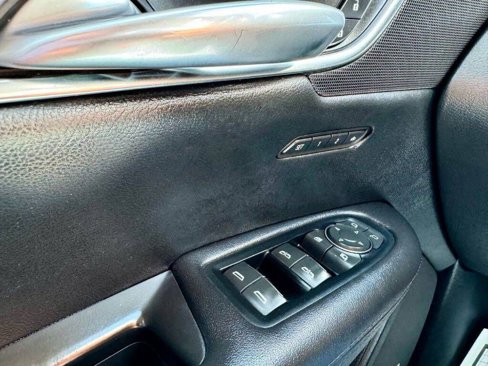 Used 2019 Cadillac XT5 Luxury image 22
