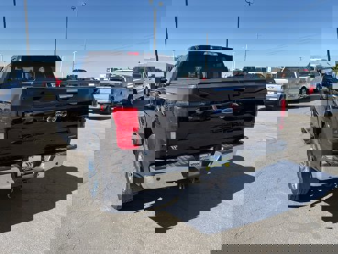 Used 2019 Ford F150 Lariat image 3