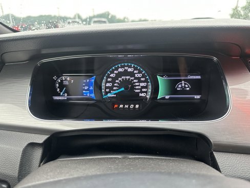 Used 2017 Ford Taurus SEL w/ Equipment Group 201A image 24