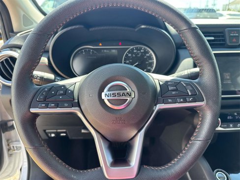 Used 2020 Nissan Versa SR w/ Electronics Package image 21