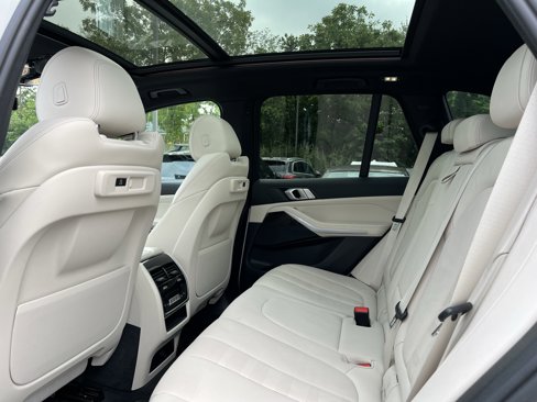 Used 2021 BMW X5 xDrive40i w/ Convenience Package image 24