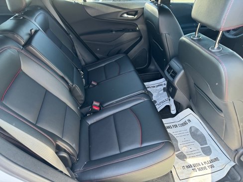 Used 2024 Chevrolet Equinox RS w/ RS Leather Package image 12
