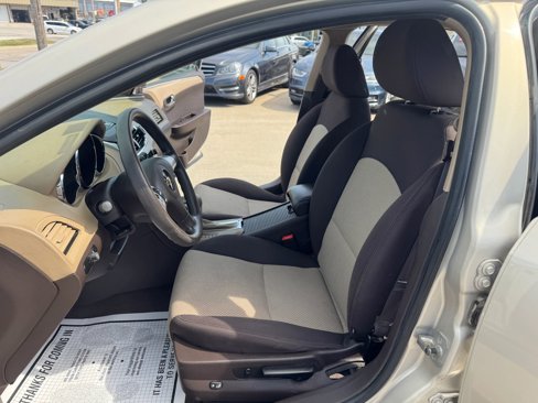 Used 2011 Chevrolet Malibu LS image 14
