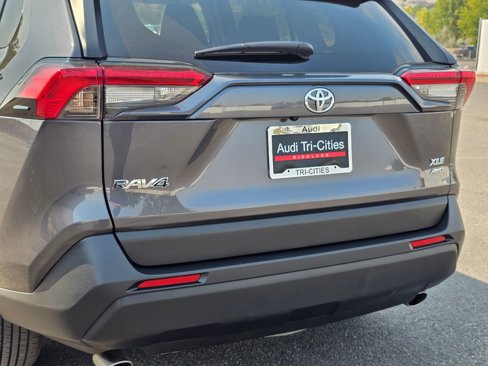 Used 2024 Toyota RAV4 XLE image 7