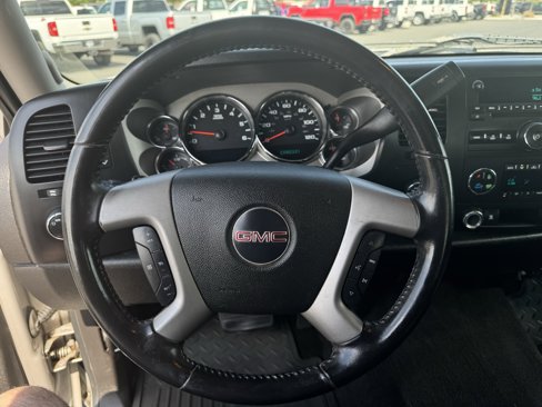 Used 2008 GMC Sierra 1500 SLE w/ Sierra NFL Edition image 16