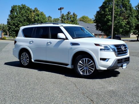Used 2021 Nissan Armada SL w/ Captain's Chairs Package image 1