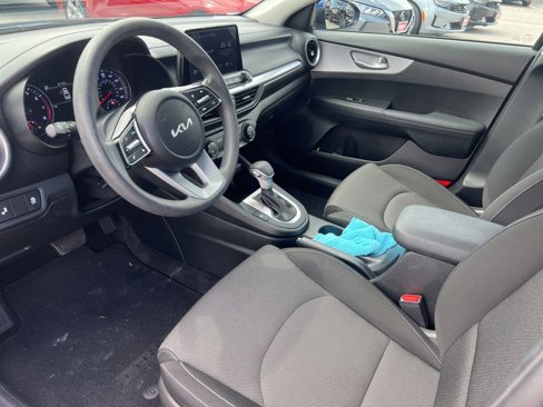 Used 2023 Kia Forte LXS w/ LXS Technology Package image 11