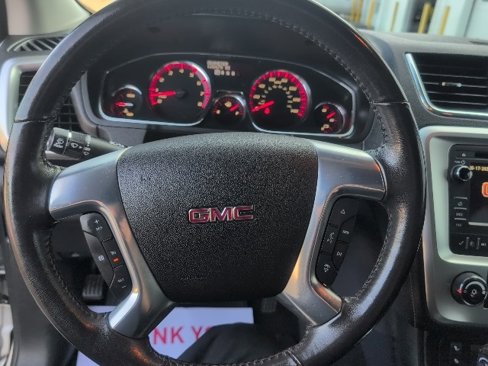Used 2016 GMC Acadia SLE image 20