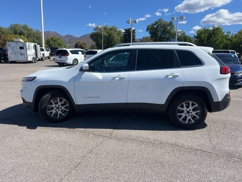 Used 2018 Jeep Cherokee Latitude Plus w/ Cold Weather Group image 13