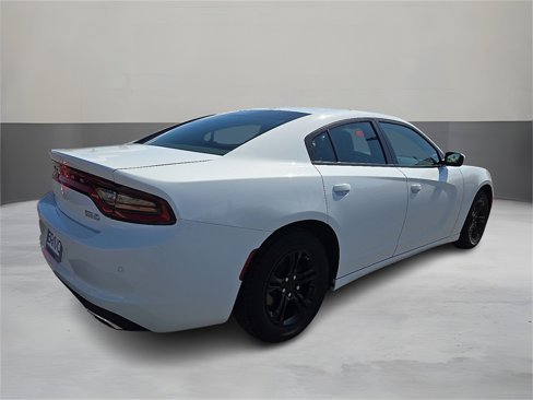 Used 2022 Dodge Charger SXT w/ Leather Interior Group image 4