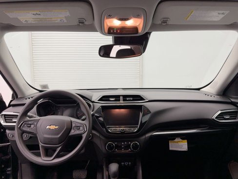 Certified 2022 Chevrolet TrailBlazer LT w/ Convenience Package image 16