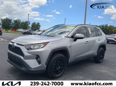 Used 2019 Toyota RAV4 XLE image 9