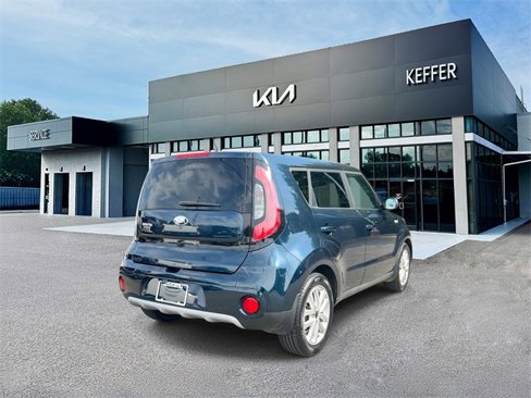 Used 2019 Kia Soul + w/ Audio Package image 8