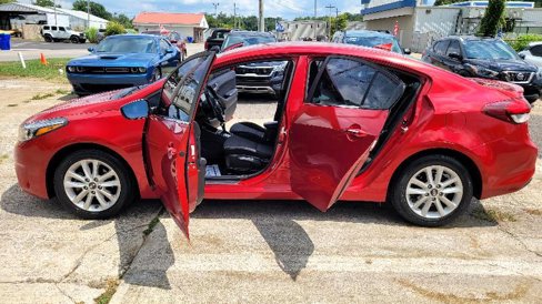 Used 2017 Kia Forte S w/ S Technology Package image 16