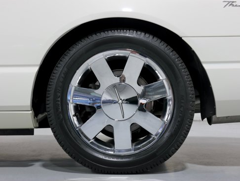 Used 2002 Ford Thunderbird image 35