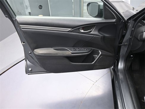 Used 2018 Honda Civic Sport image 17