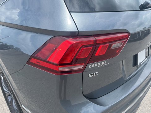 Used 2022 Volkswagen Tiguan SE image 12