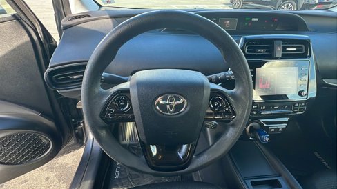 Used 2020 Toyota Prius LE image 27
