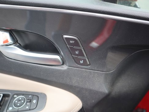 Used 2022 Hyundai Santa Fe Limited image 19