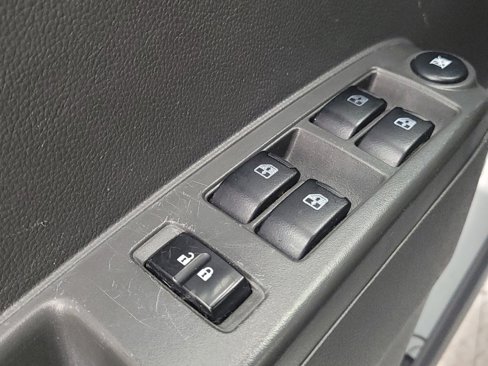 Used 2015 Chevrolet Spark LT image 27