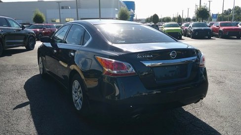 Used 2015 Nissan Altima 2.5 S w/ Power Driver Seat Package image 3