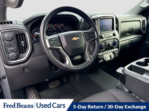 Used 2021 Chevrolet Silverado 1500 LT image 10