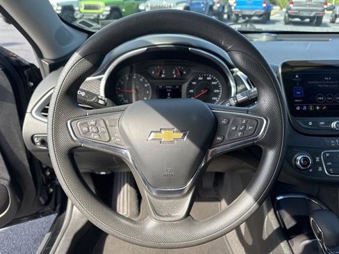 Used 2023 Chevrolet Malibu LT image 15