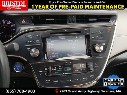 Used 2017 Toyota Avalon Limited image 24