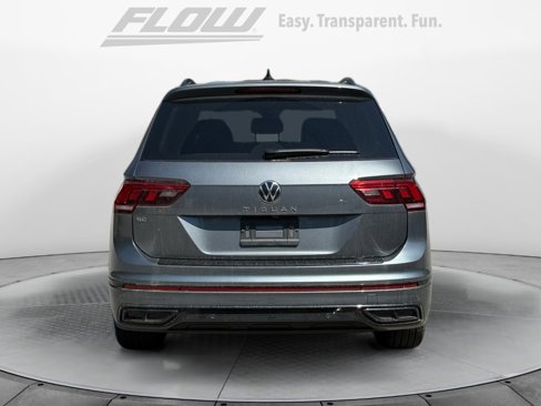 Used 2024 Volkswagen Tiguan SE R-Line image 7