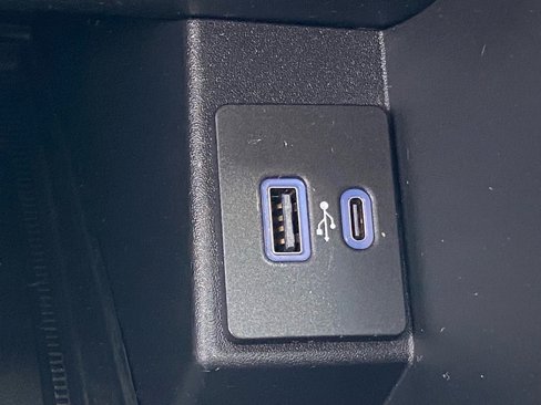 Certified 2022 Ford Edge SEL w/ Convenience Package image 19