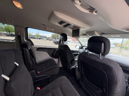 Used 2012 Dodge Grand Caravan SXT image 27