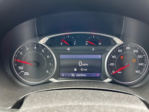 Used 2022 GMC Terrain SLT image 17